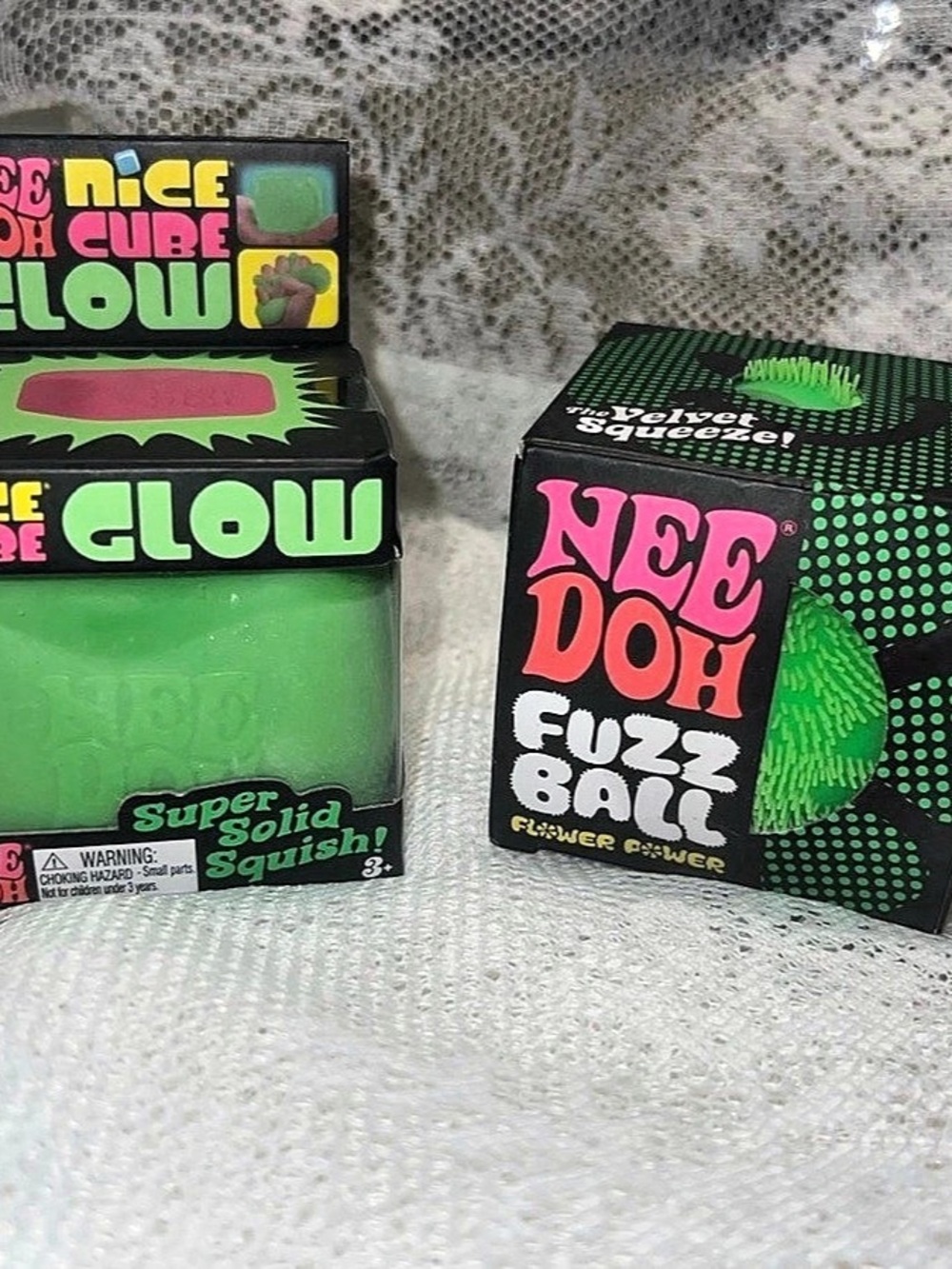 BUNDLE NIB HTF NeeDoh Nice Cube Glow & Fuzzy Ball Set - Green